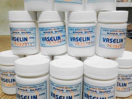 vaseline học viện quân y - vaseline viện bỏng - Bảo bối không thể thiếu cho mùa Đông